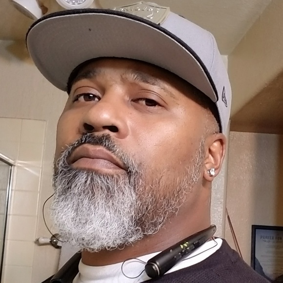 Meet your Posher, Sanyika - Picture 1 of 1